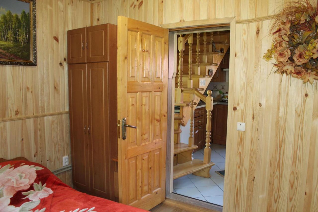 Котедж "Карпатський Краєвид" Yaremche Luaran gambar