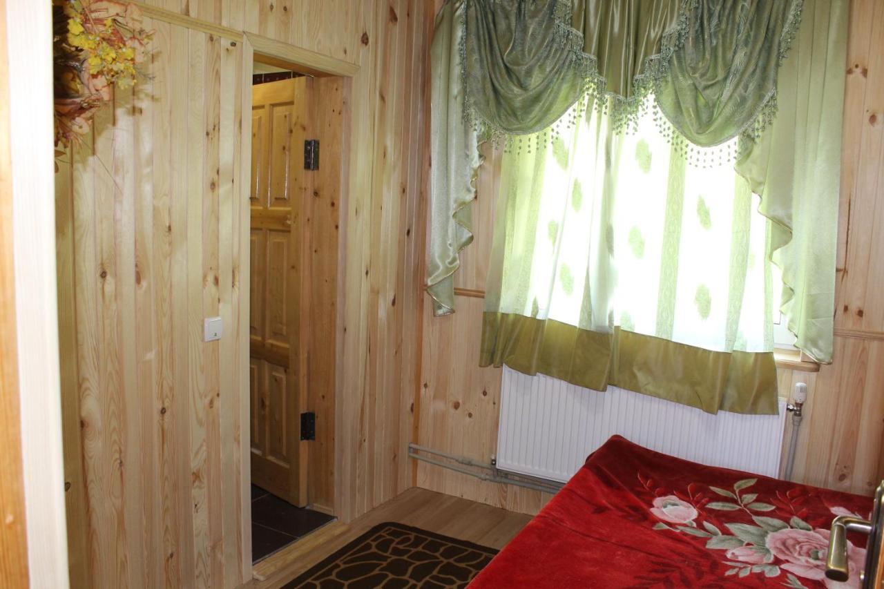 Котедж "Карпатський Краєвид" Yaremche Luaran gambar
